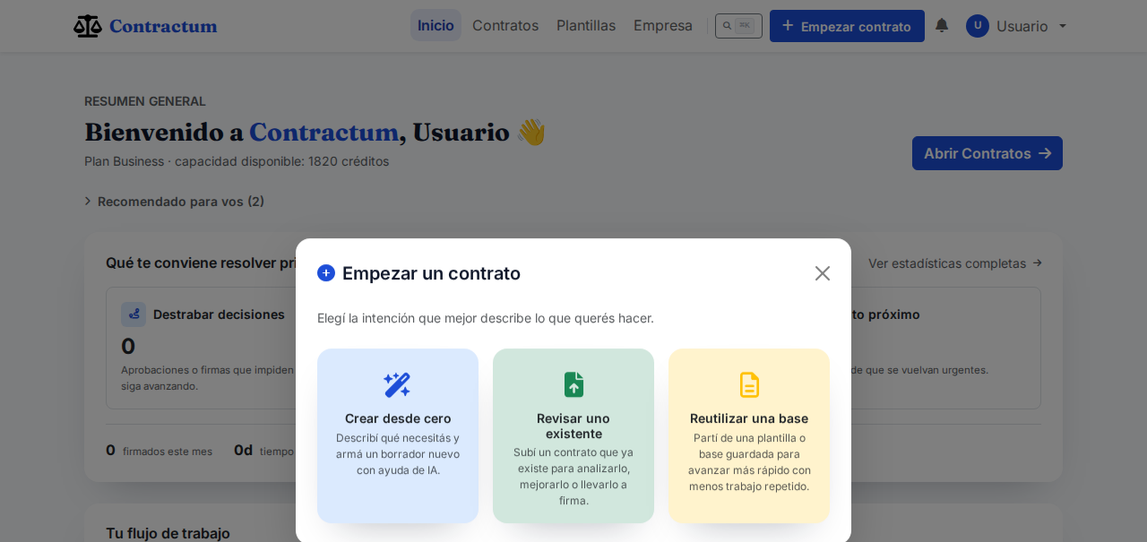 Ventana Empezar un contrato con las tarjetas Crear desde cero, Revisar uno existente y Reutilizar una base
